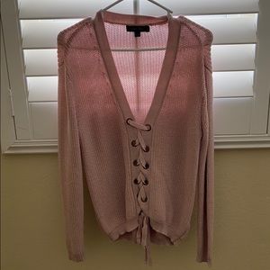 Pink sweater with tie